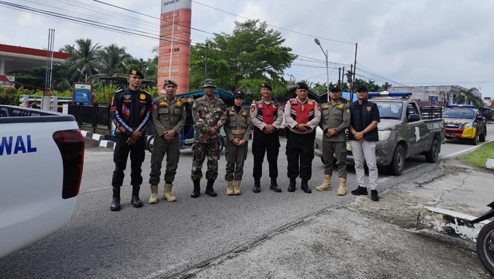 Sinergi Polisi hingga TNI Patroli Gabungan Jaga Keamanan di Meranti 